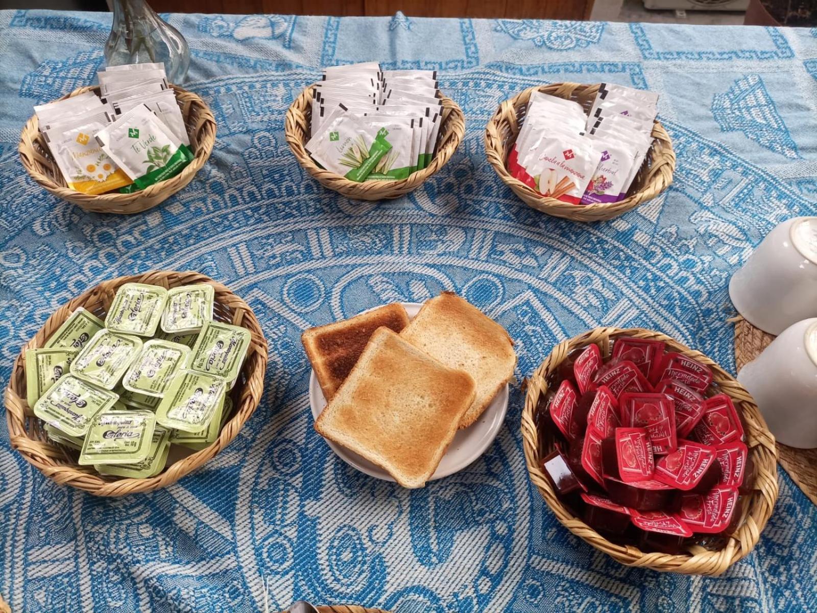 Mio Tulum Hotel Boutique Exterior foto A selection of jams and spreads